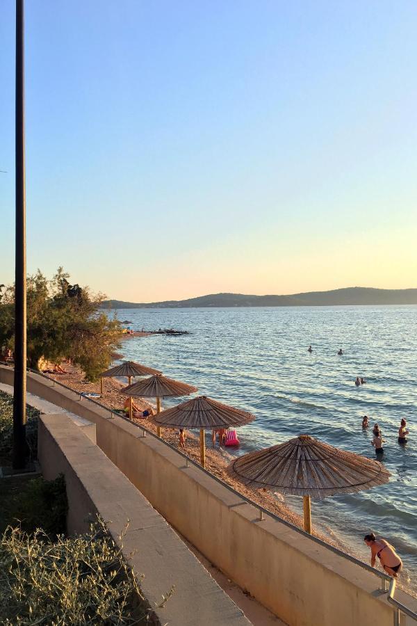 Apartments And Rooms By The Sea Bibinje, Zadar - 6199 エクステリア 写真